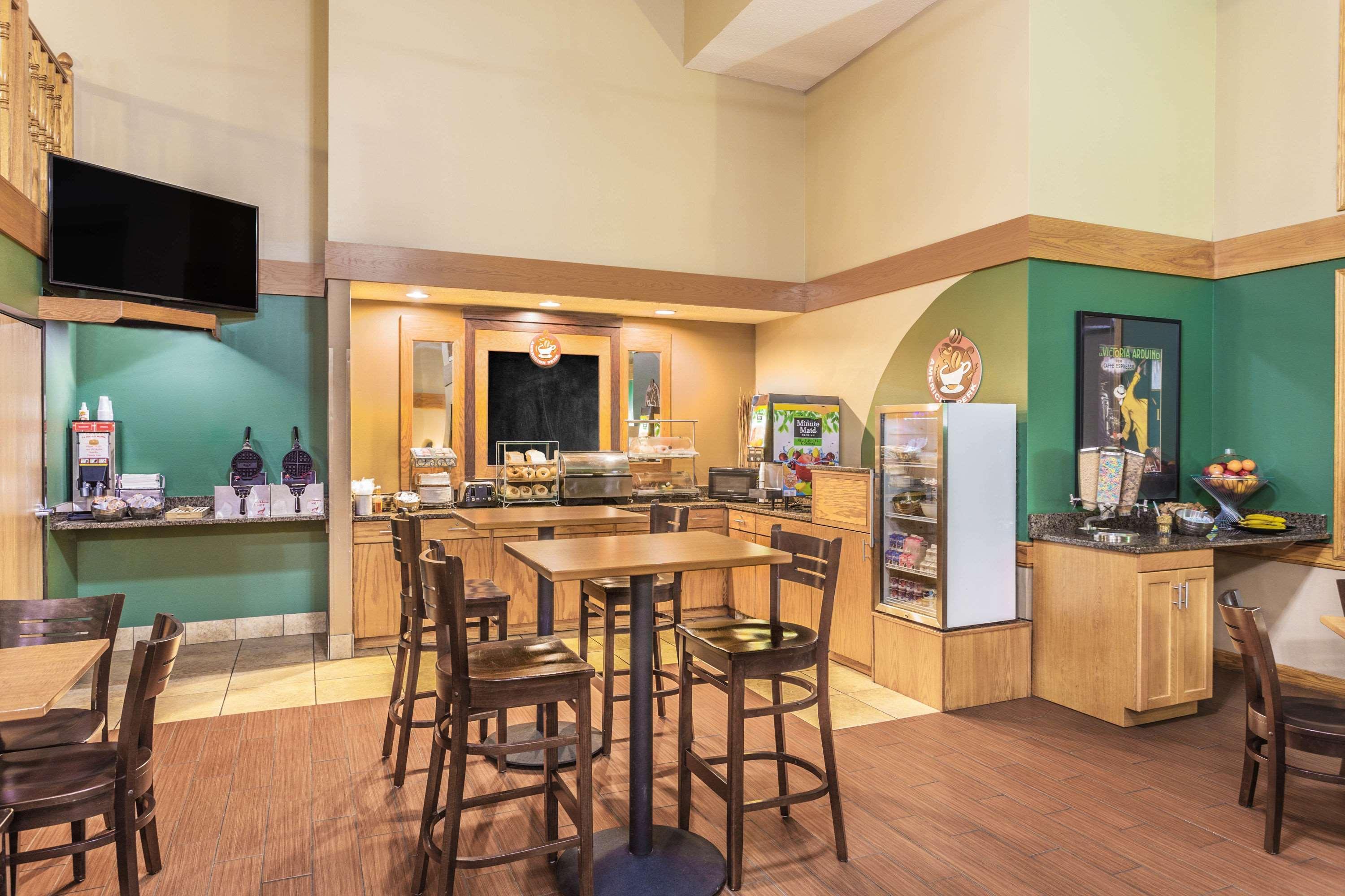 Americinn By Wyndham Madison South מראה חיצוני תמונה